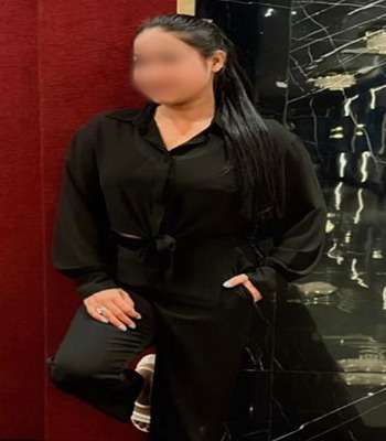 Anushka escort in Wagholi